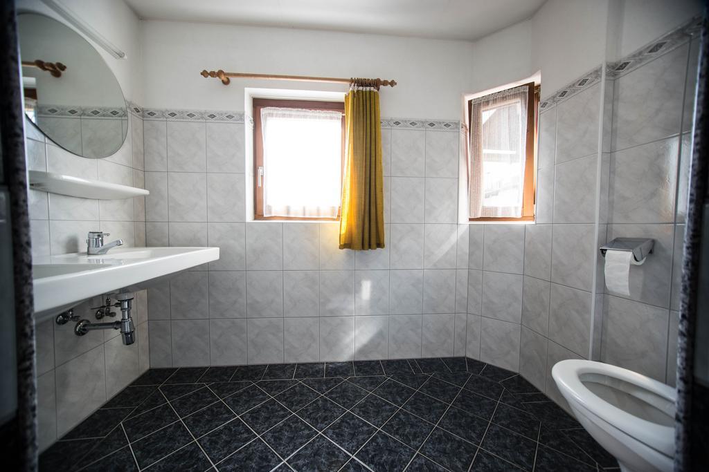 Winkler Apartment *